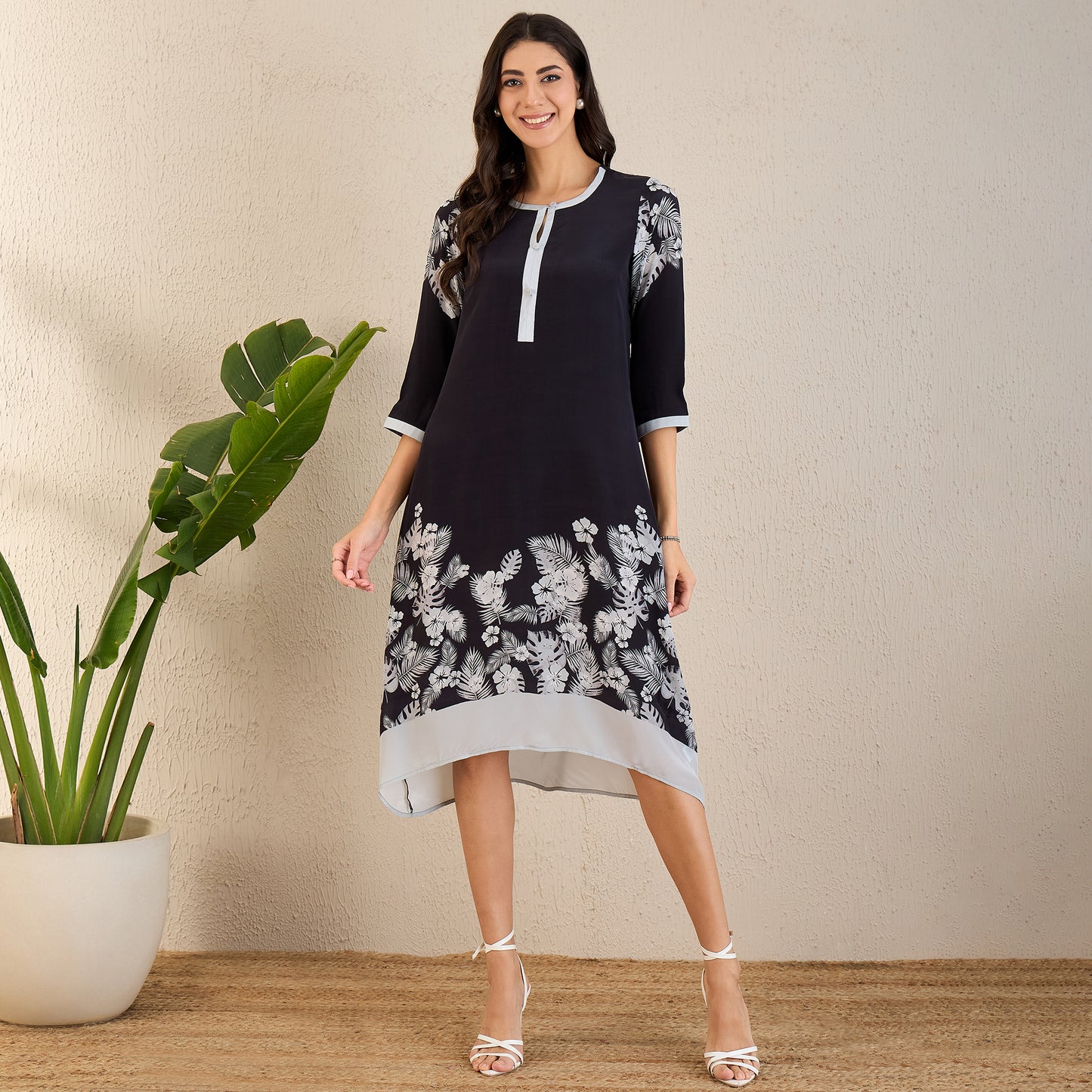 Black and Grey Floral Printed Slimline Kaftan Dress