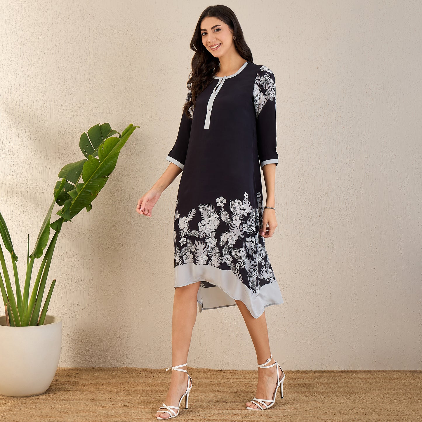 Black and Grey Floral Printed Slimline Kaftan Dress