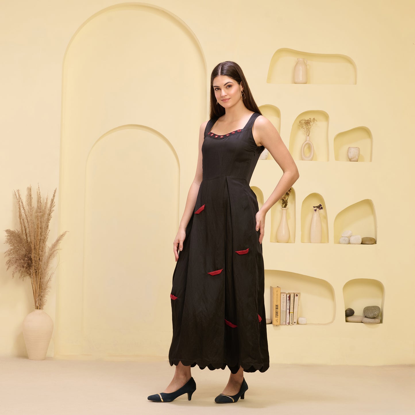 Black and Red Boat Applique Ankle Length Dress