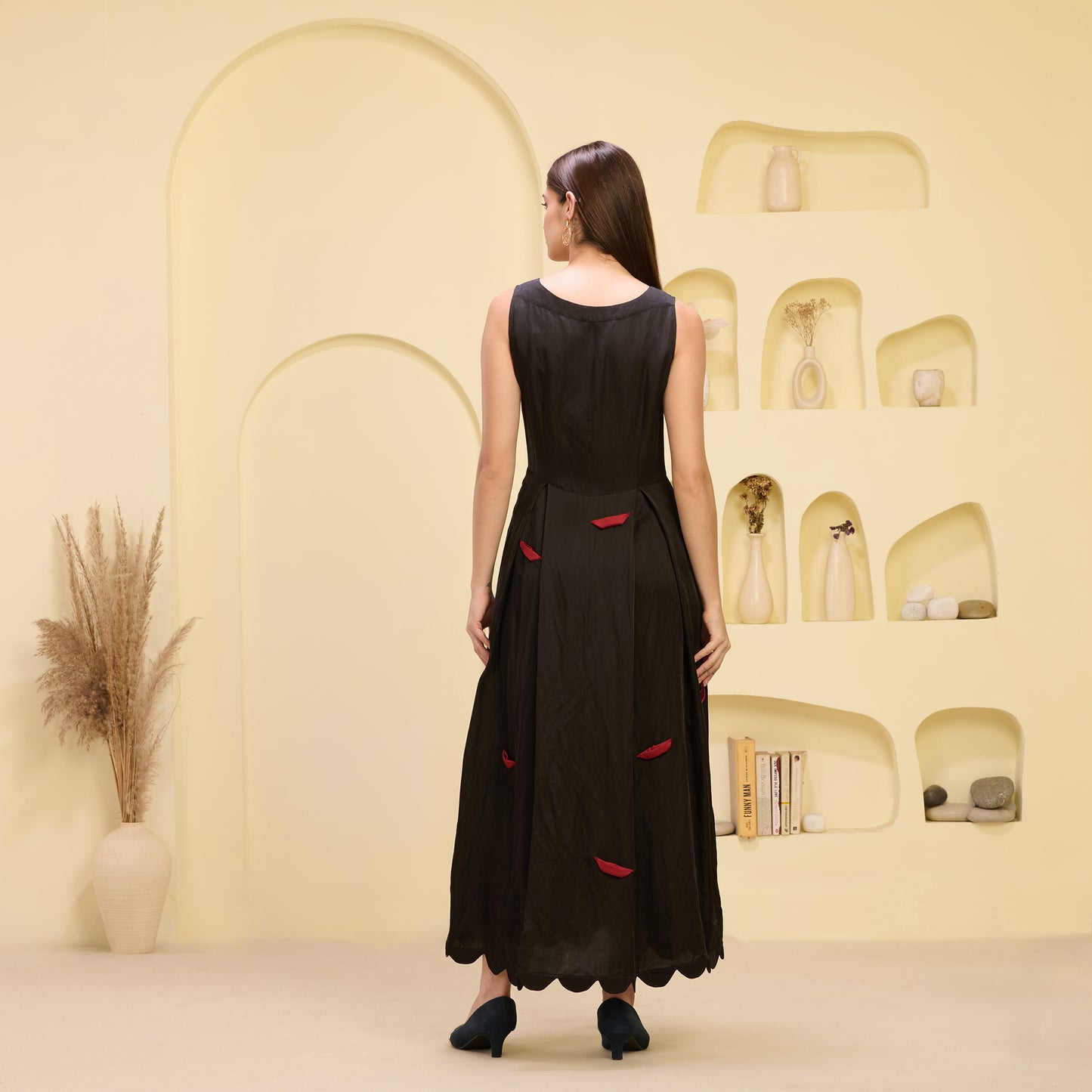 Black and Red Boat Applique Ankle Length Dress