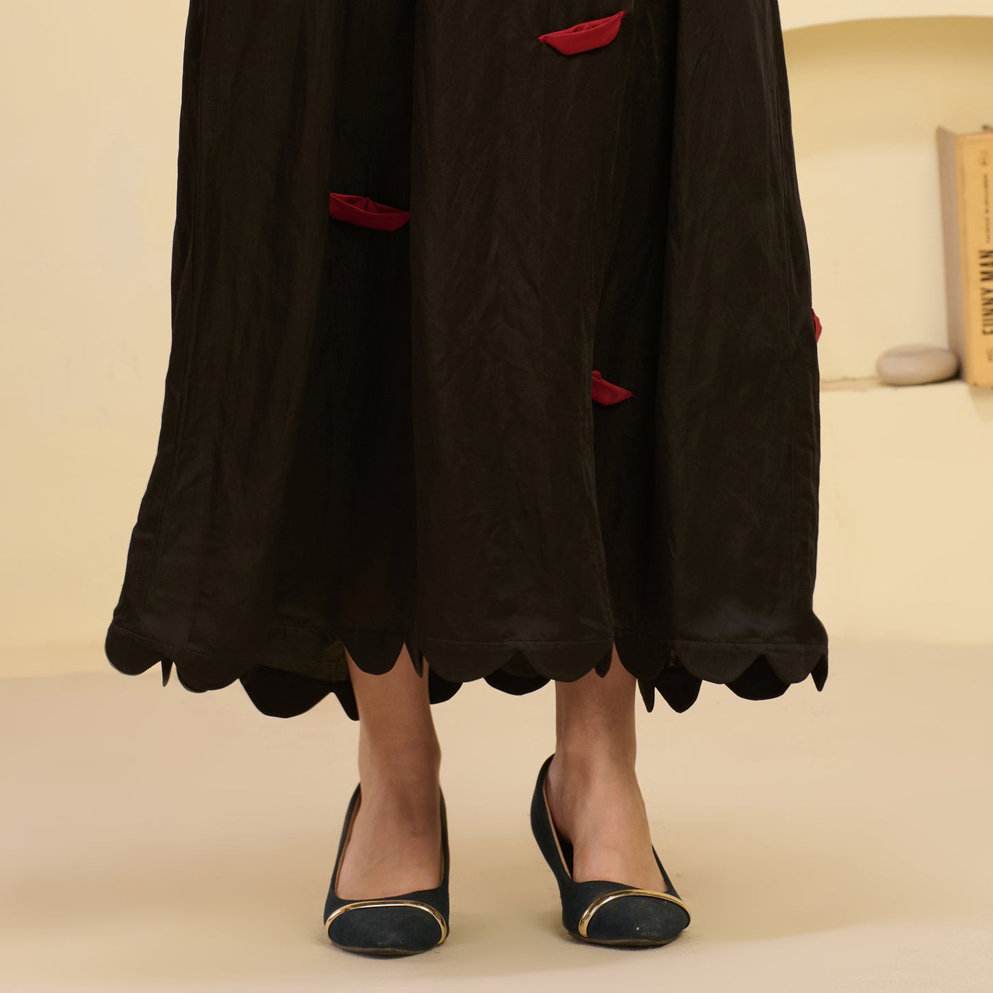 Black and Red Boat Applique Ankle Length Dress