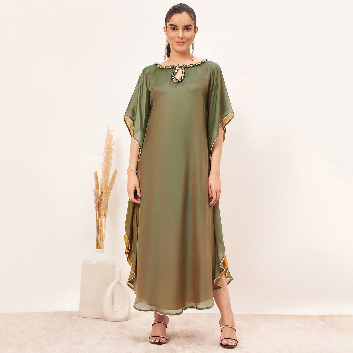 Green Crystal Embroidered Round Kaftan