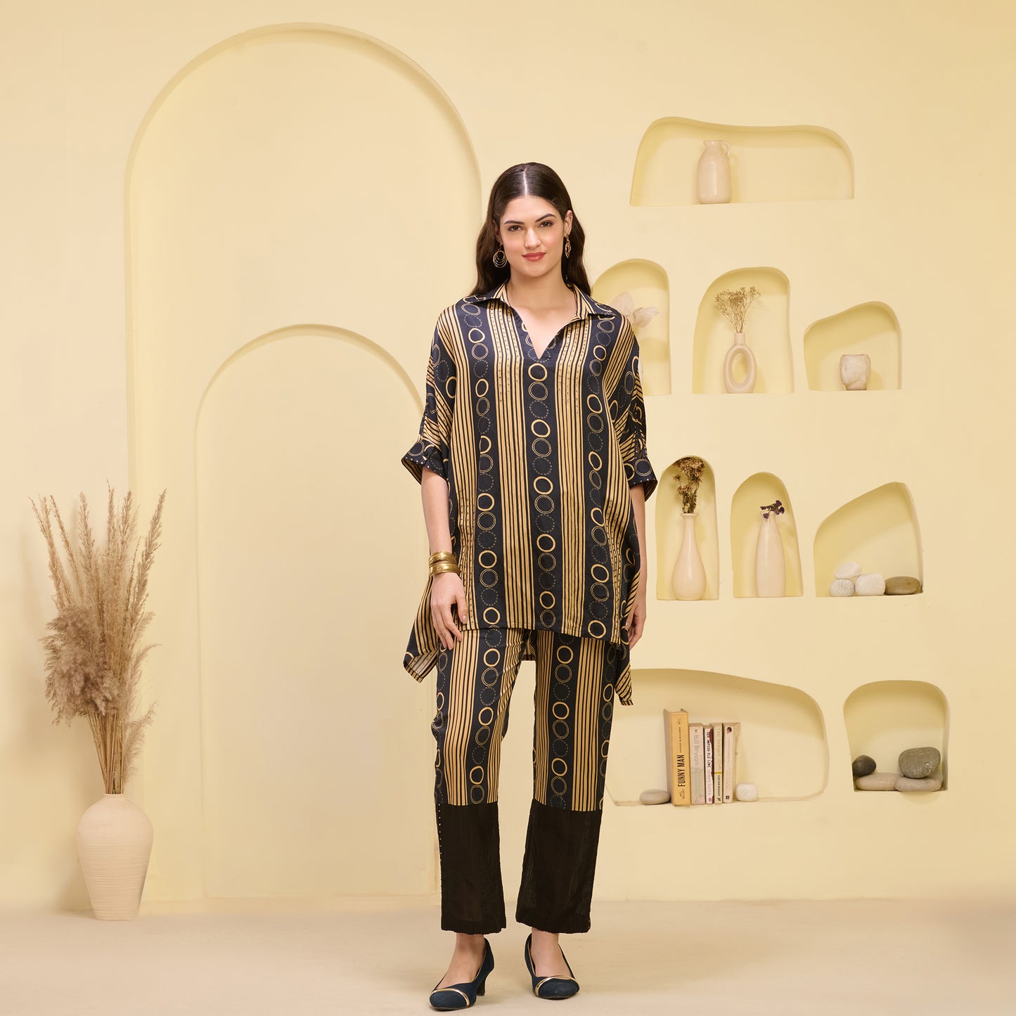 Black and Golden Powerful Stripe Print Embellished Kaftan Top