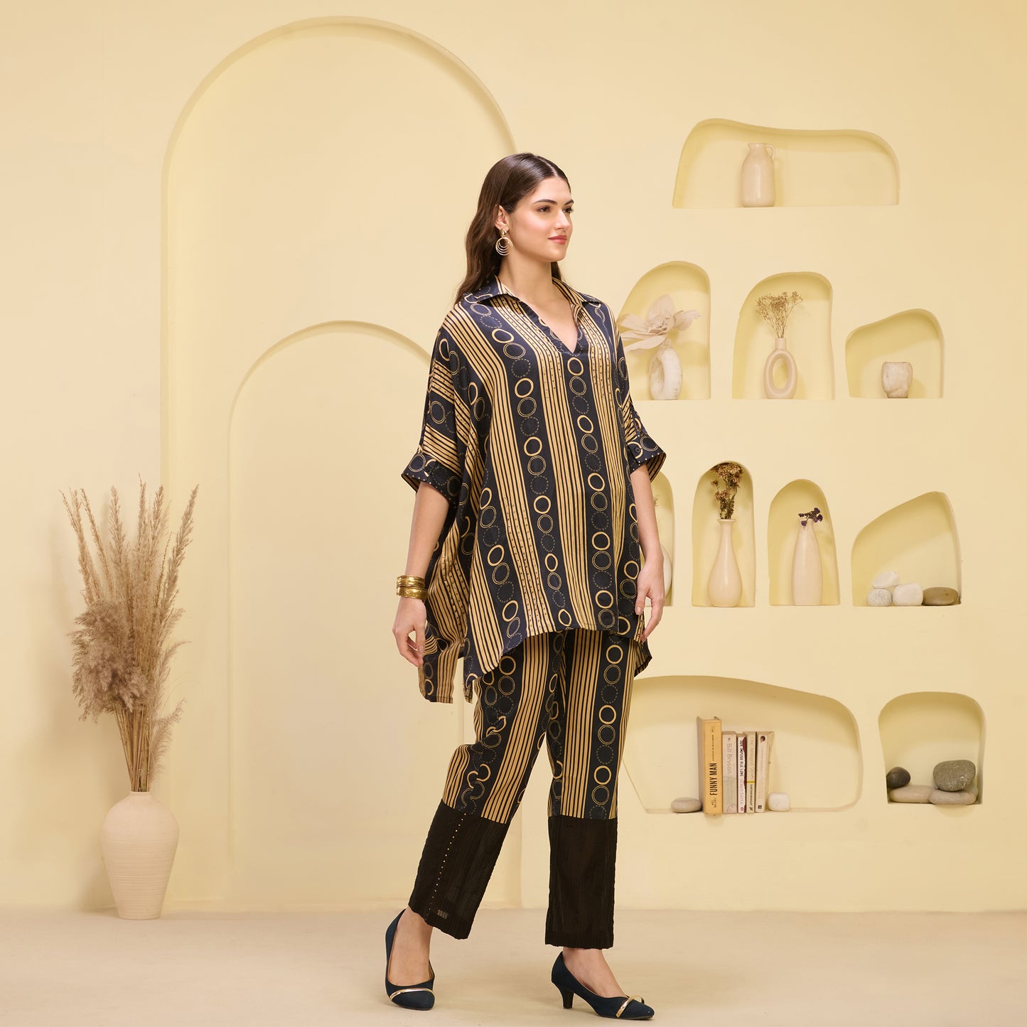 Black and Golden Powerful Stripe Print Embellished Kaftan Top