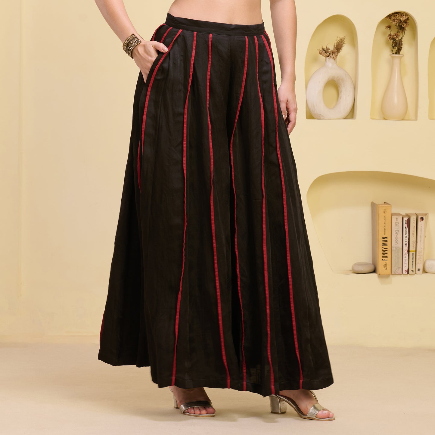 Black and Red Pleated Palazzo