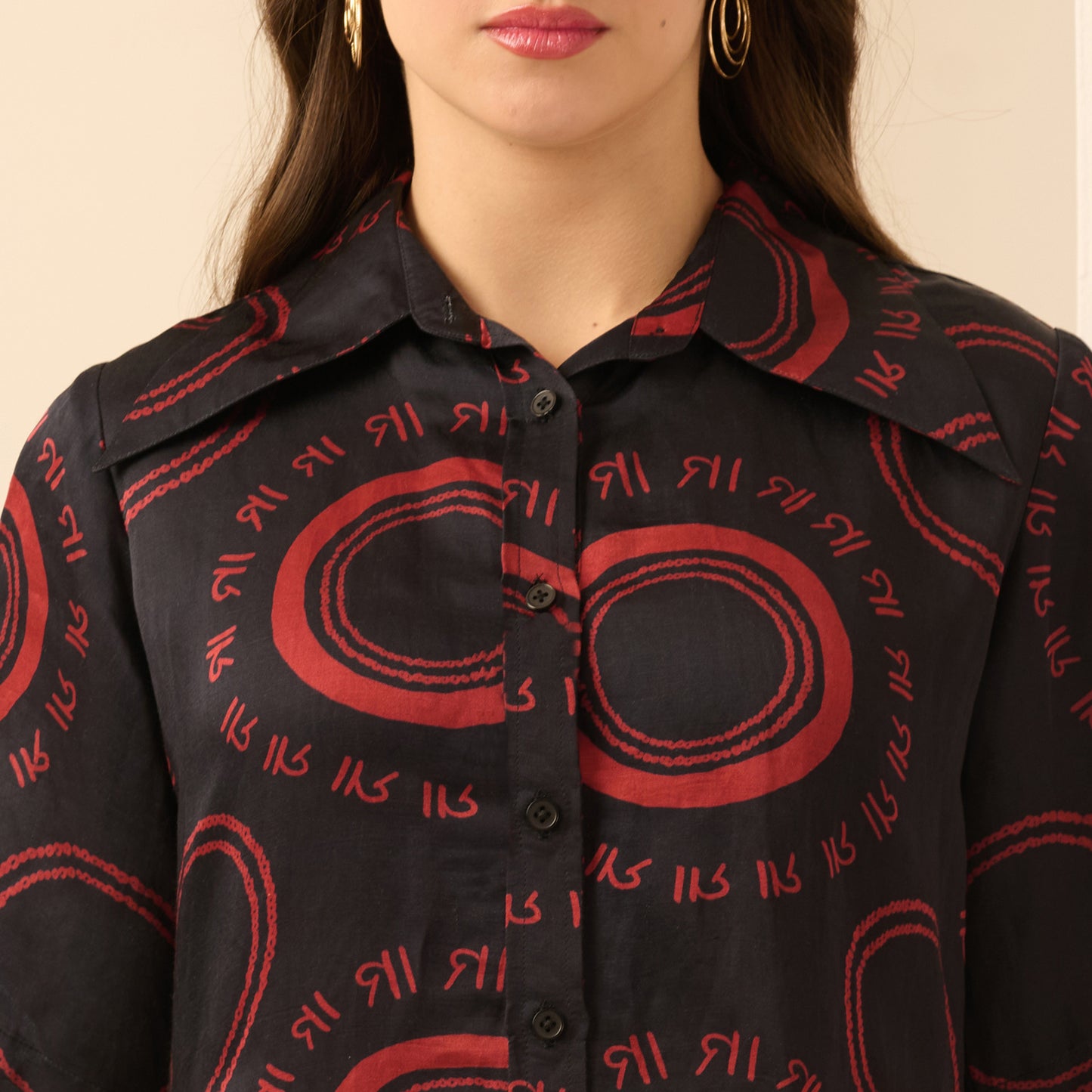 Black and Red Maa Print Pleated Shirt