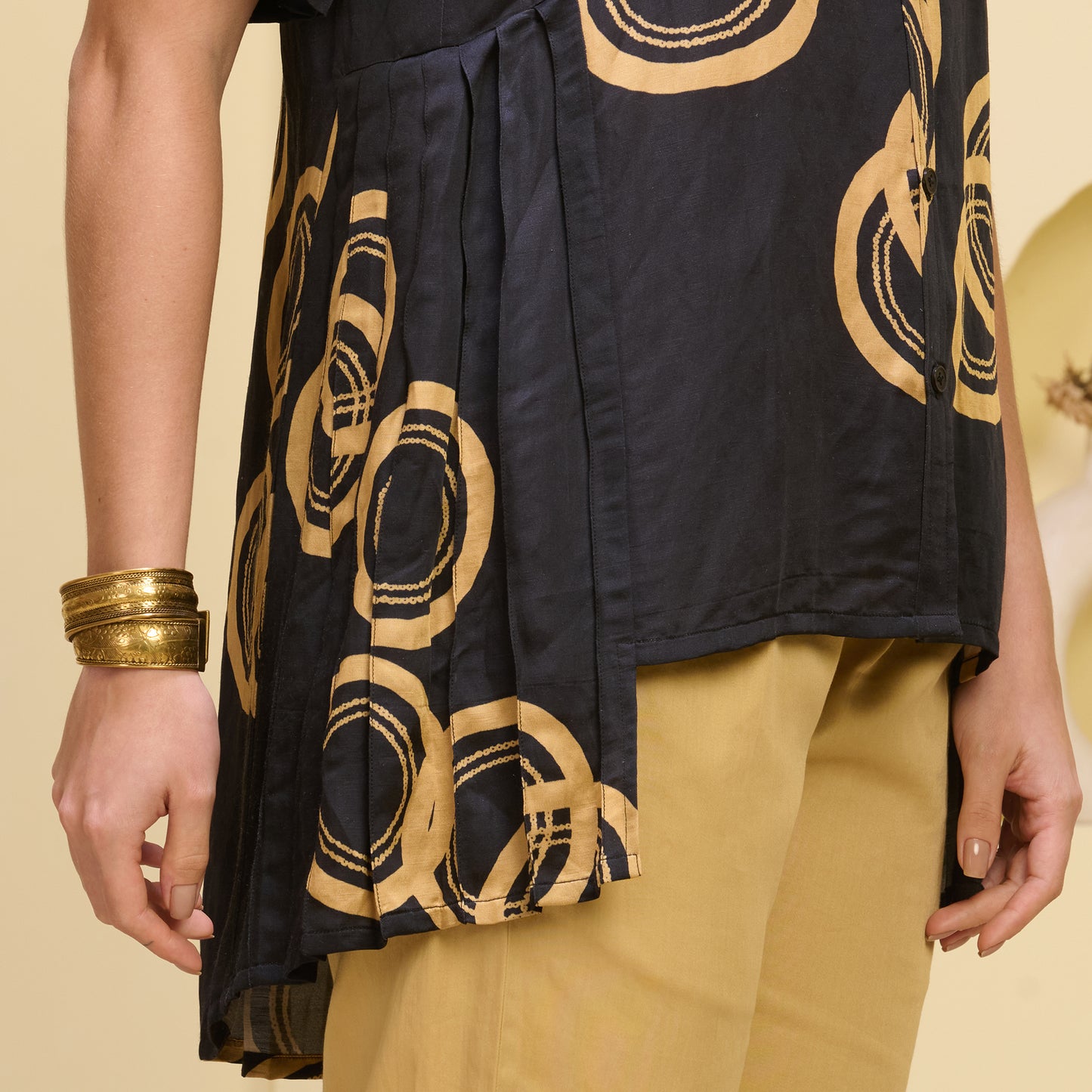 Black and Golden Powerful Print Pleated Shirt